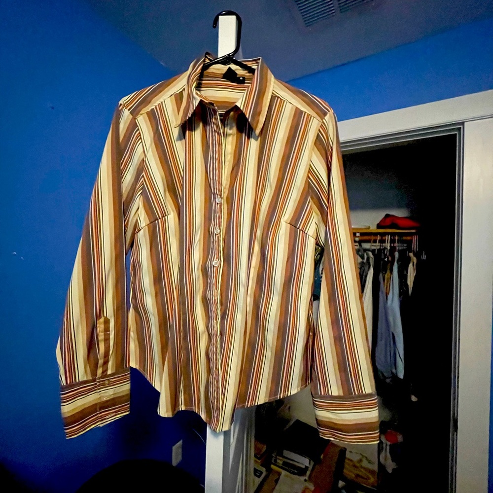 Great stretchy striped shirt
